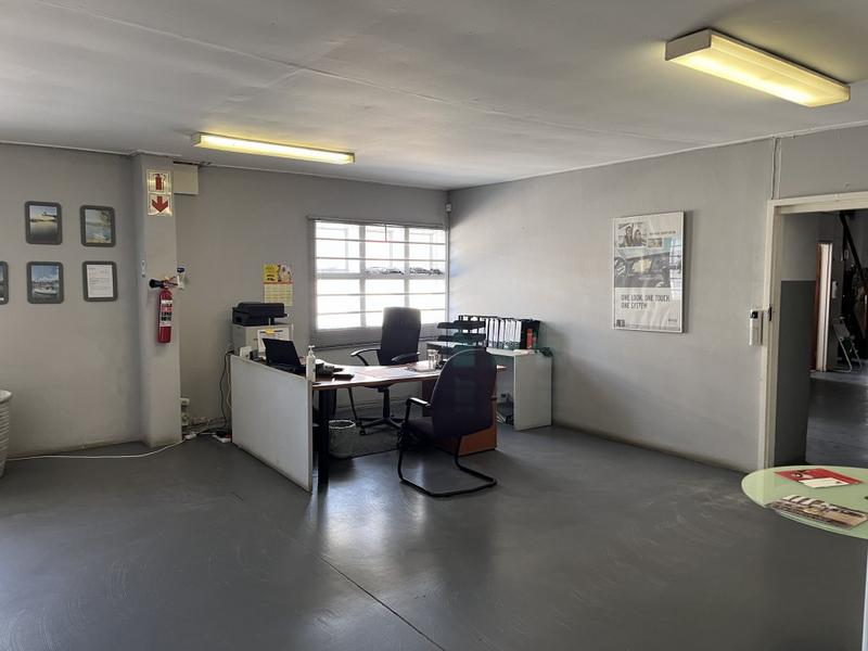 To Let commercial Property for Rent in Paarden Eiland Western Cape